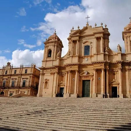 Casa Vico Lepre Tatil Evi *